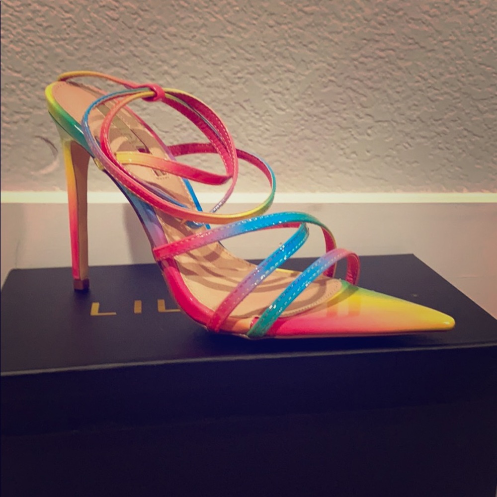 Miri-colored Heels